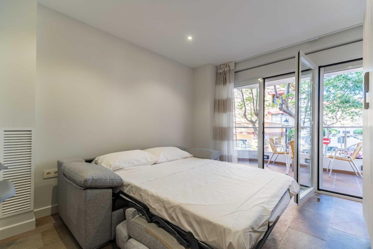 Apartamentos Dr28 A 250 M De La Playa Фуэнхирола Экстерьер фото