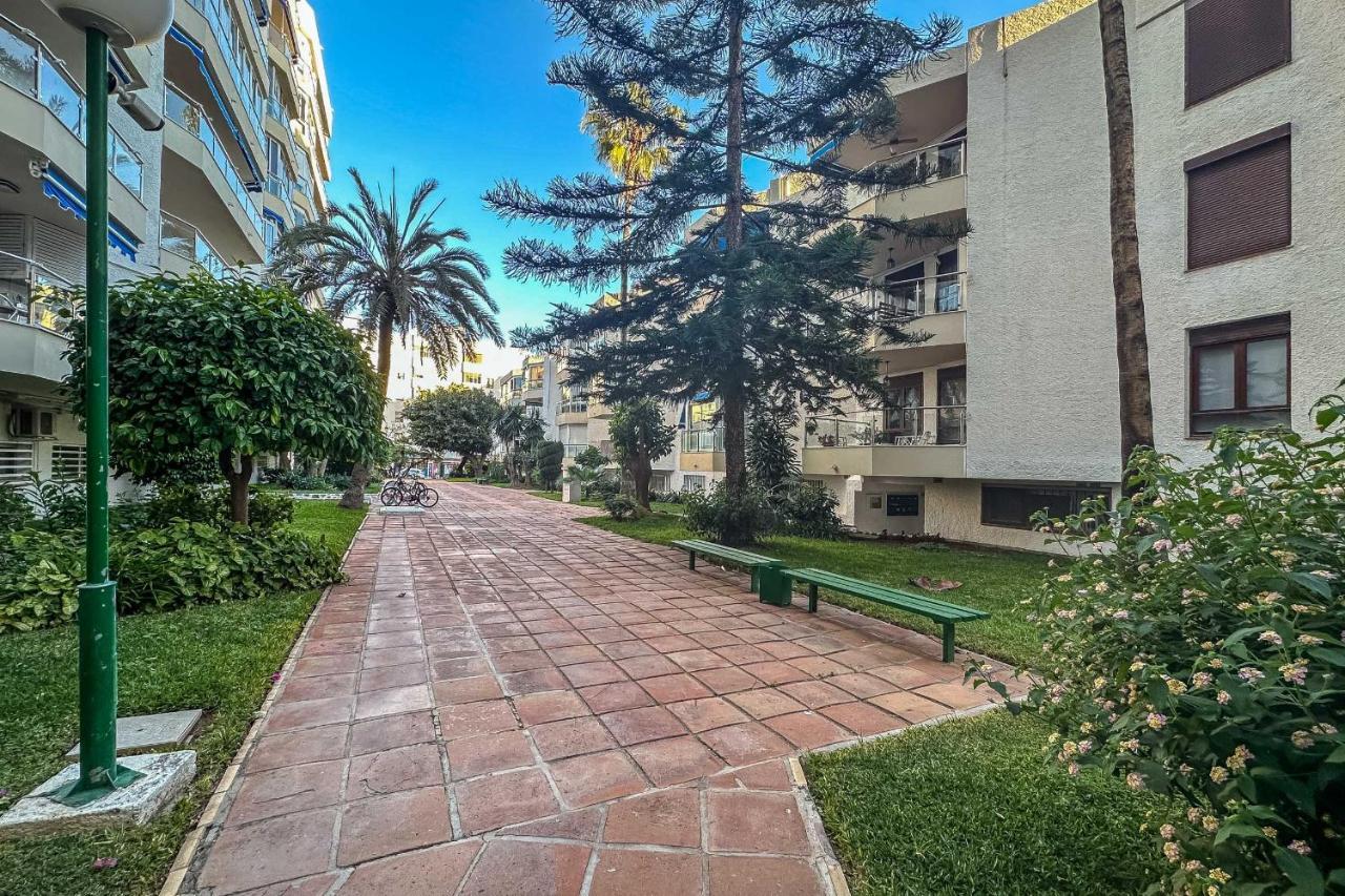 Apartamentos Dr28 A 250 M De La Playa Фуэнхирола Экстерьер фото